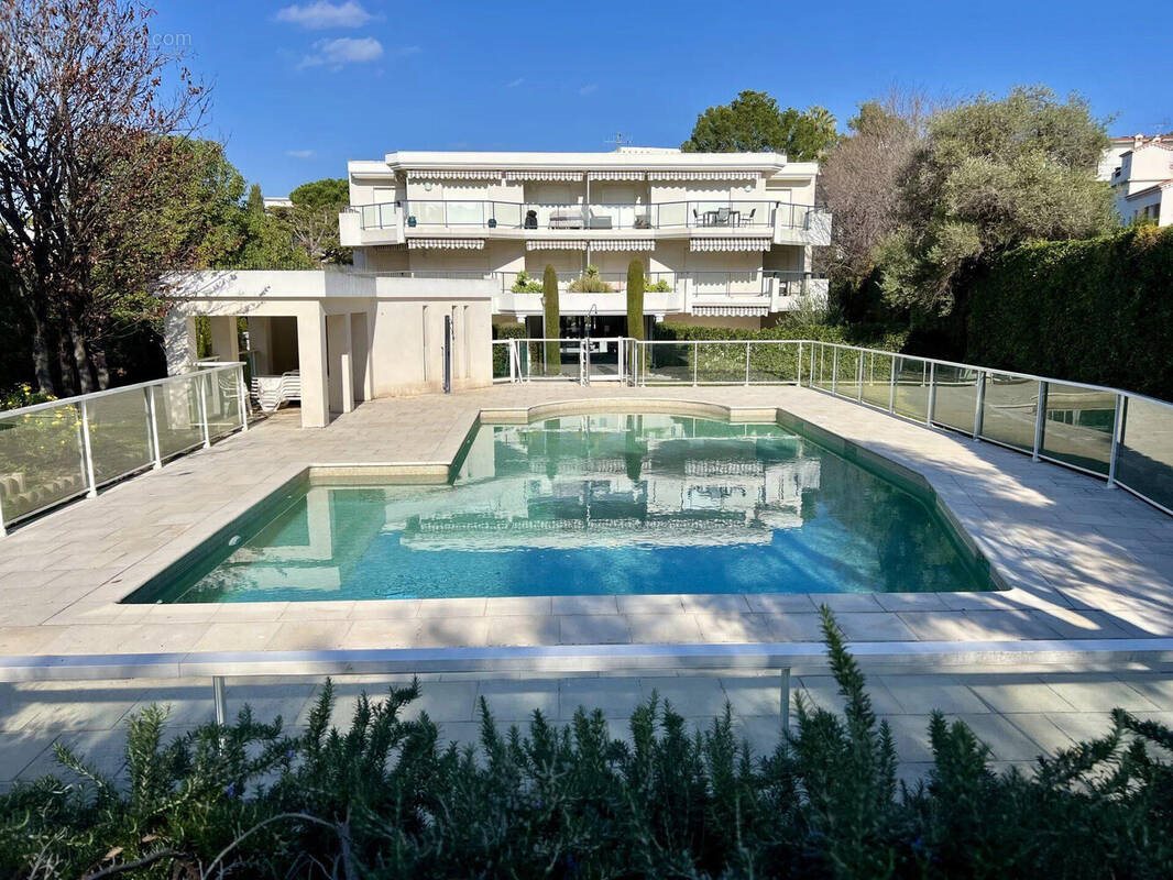Appartement à vendre, 57m², Antibes