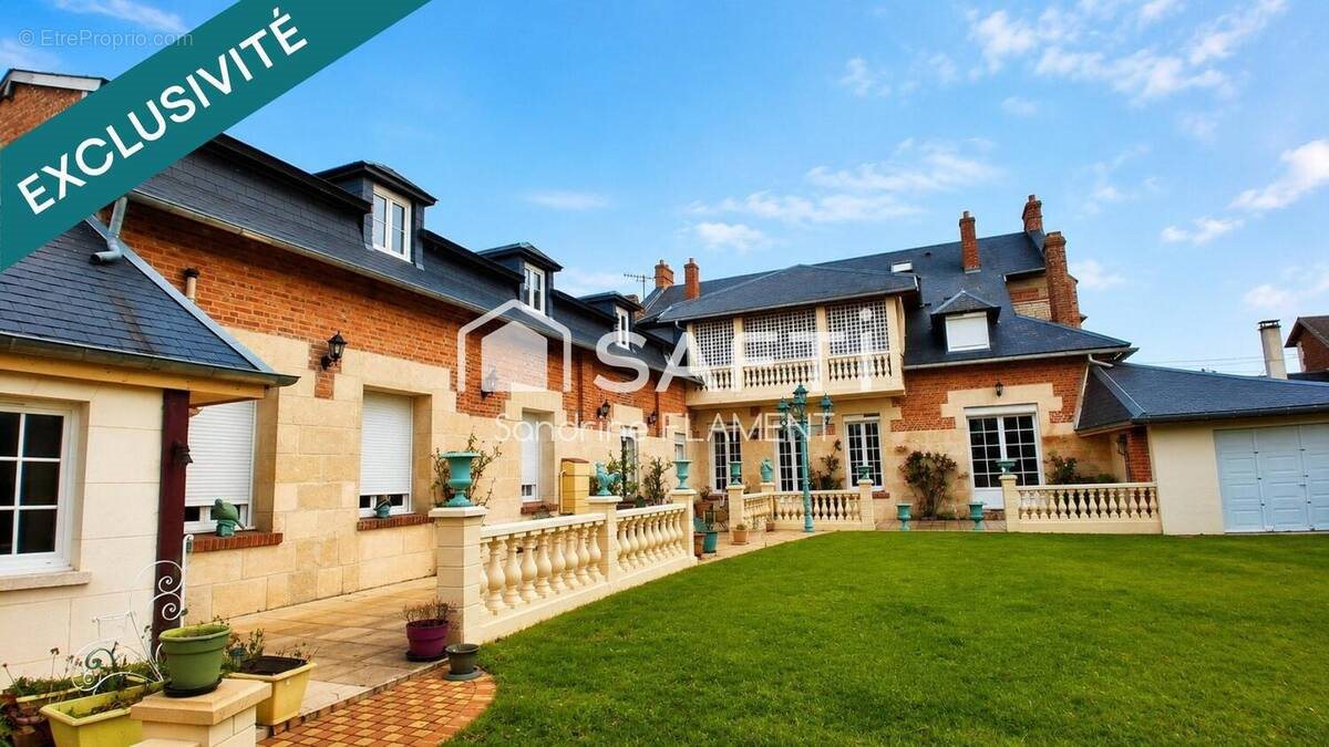 Maison à vendre, 419m², Coucy-le-Château-Auffrique