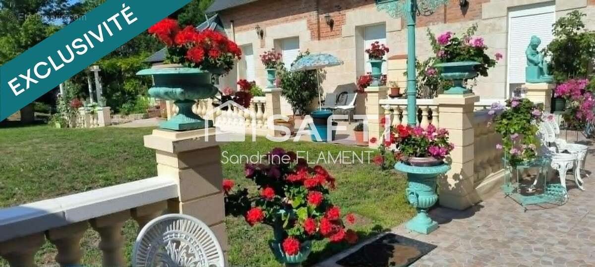 Maison à vendre, 419m², Coucy-le-Château-Auffrique