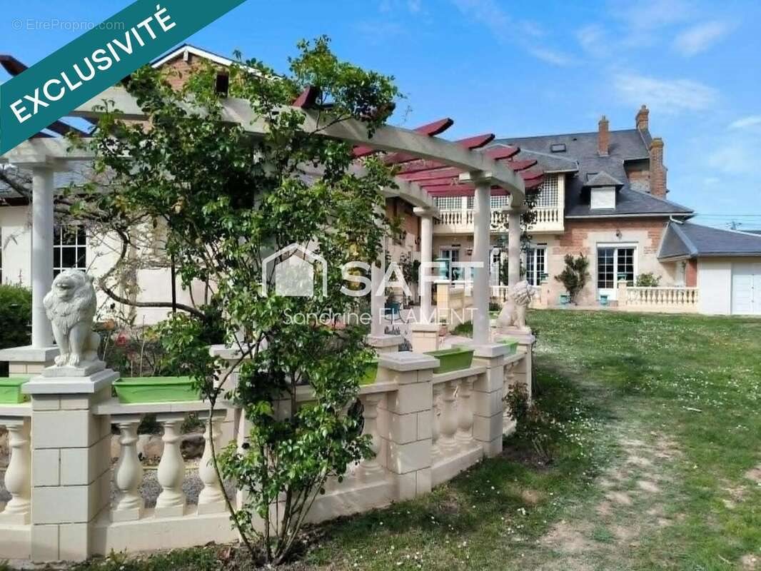 Maison à vendre, 419m², Coucy-le-Château-Auffrique