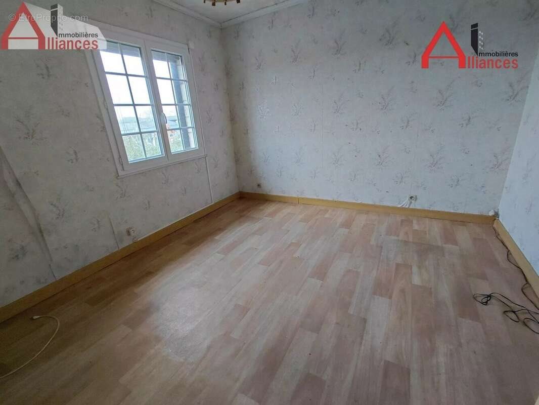 Maison à vendre, 70m², Pendé