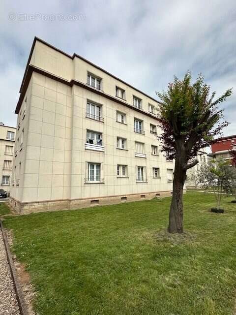Appartement à vendre, 55m², Le Blanc-Mesnil