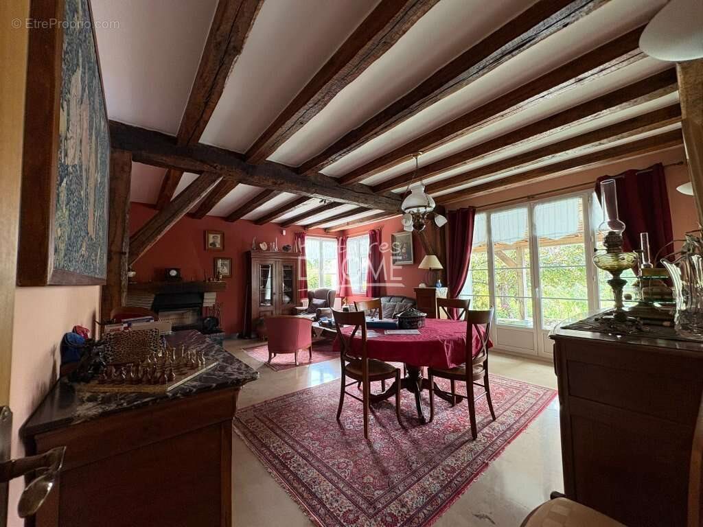 Maison à vendre, 250m², La Ferté-Gaucher