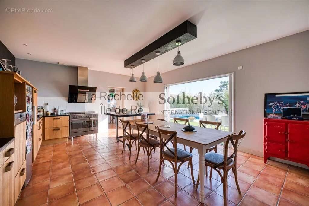 Maison à vendre, 236m², La Rochelle