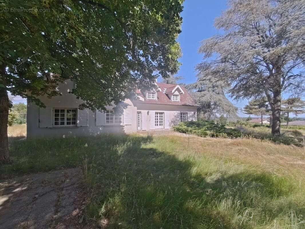 Maison à vendre, 225m², Saint-Just-Saint-Rambert
