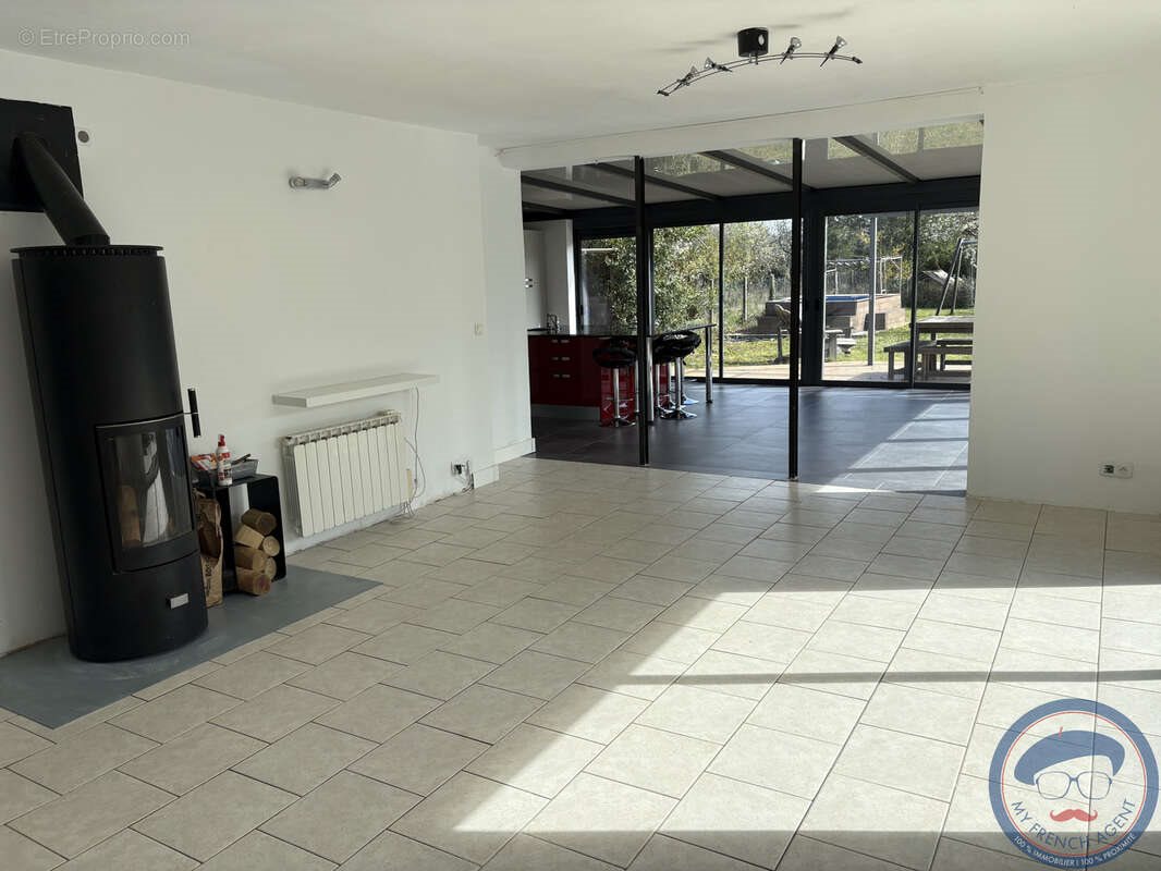 Maison à vendre, 170m², Rochecorbon