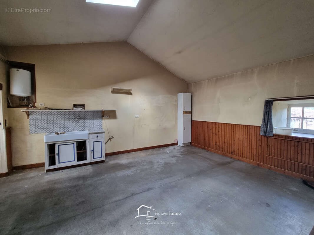Maison à vendre, 42m², Vasles