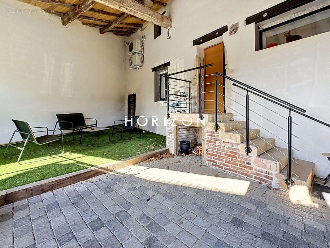 Maison à vendre, 91m², Corcelles-en-Beaujolais