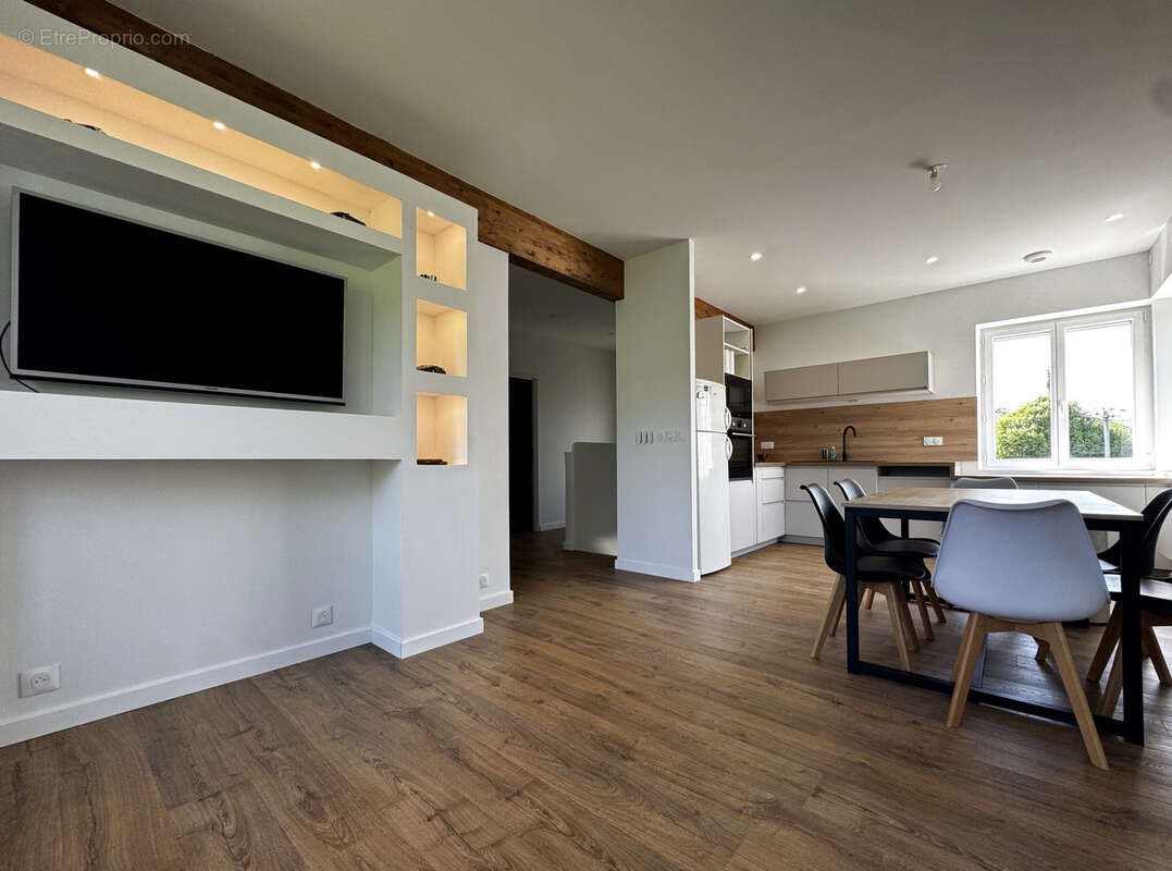 Maison à vendre, 102m², Bourg-lès-Valence