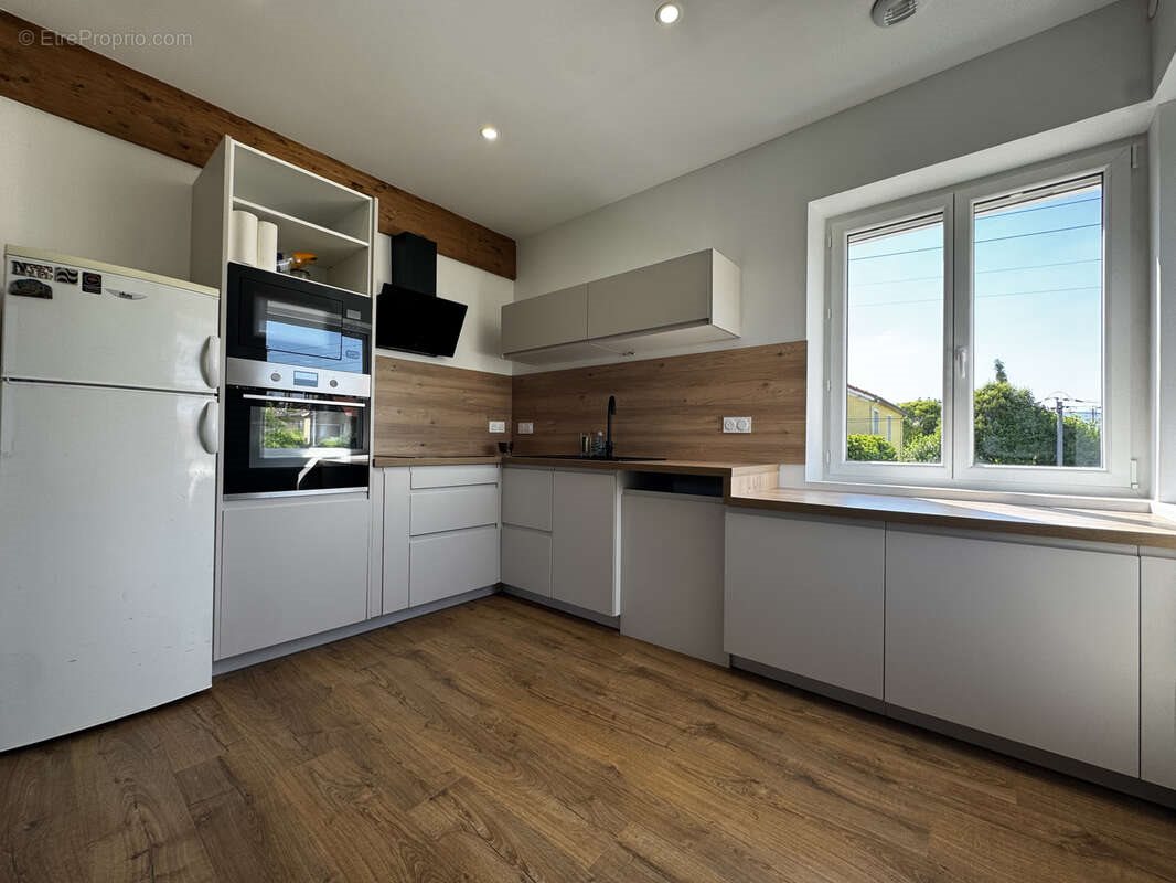 Maison à vendre, 102m², Bourg-lès-Valence