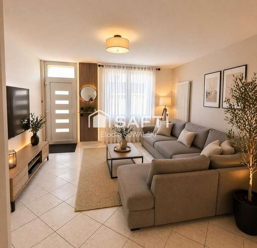 Maison à vendre, 117m², Petite-Forêt