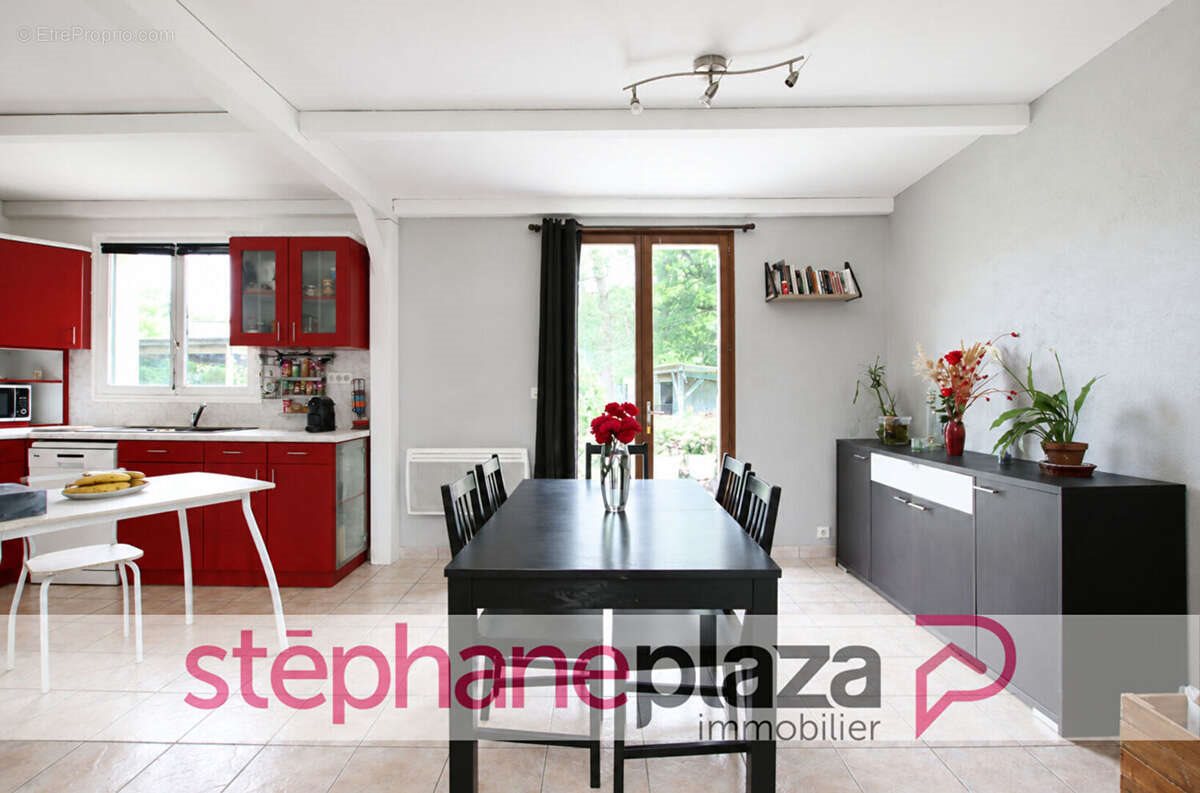 Maison à vendre, 118m², La Bouëxière