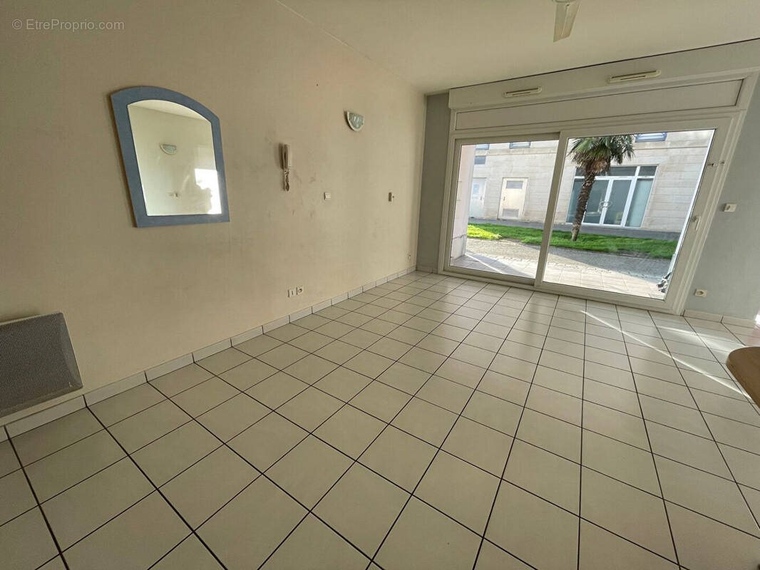 Appartement à vendre, 57m², Rochefort
