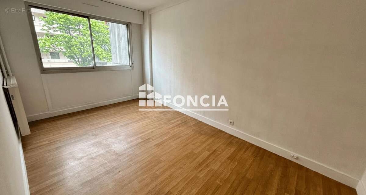 Appartement à vendre, 72m², Sceaux