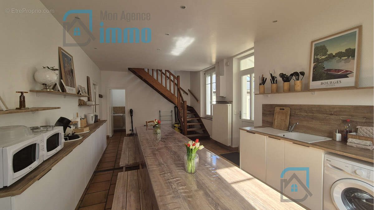 Maison à vendre, 153m², Bourges