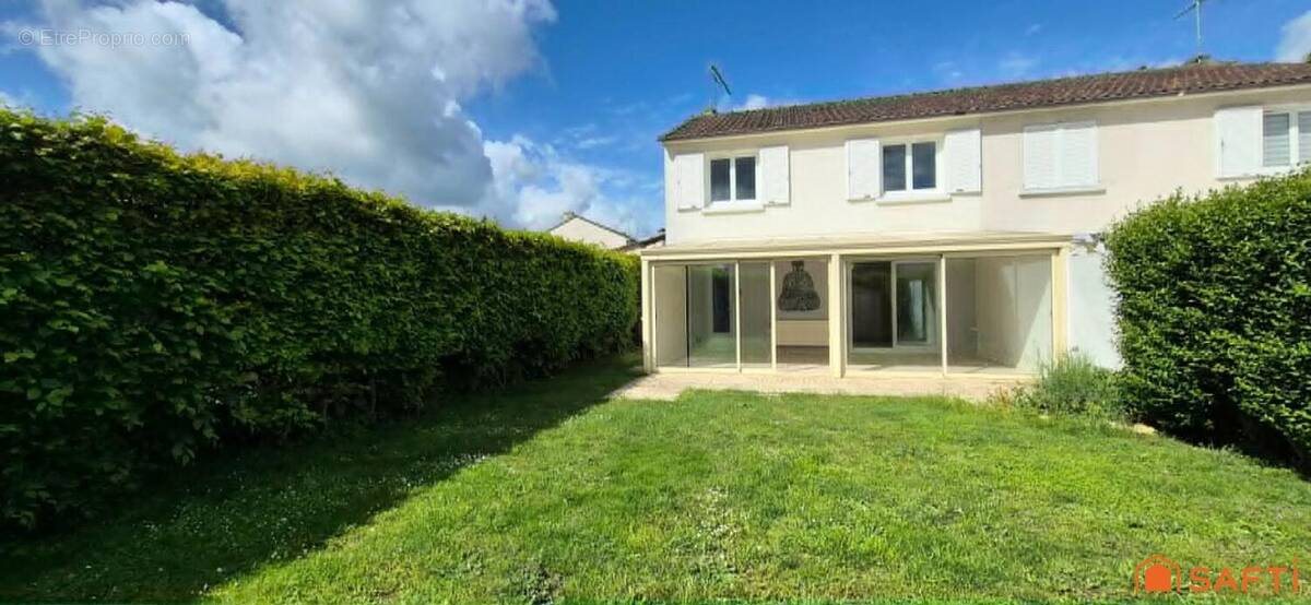 Maison à vendre, 117m², Fismes