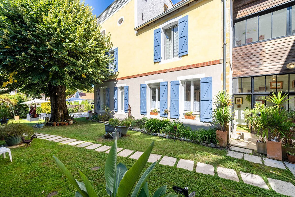 Maison à vendre, 498m², Aire-sur-l'Adour