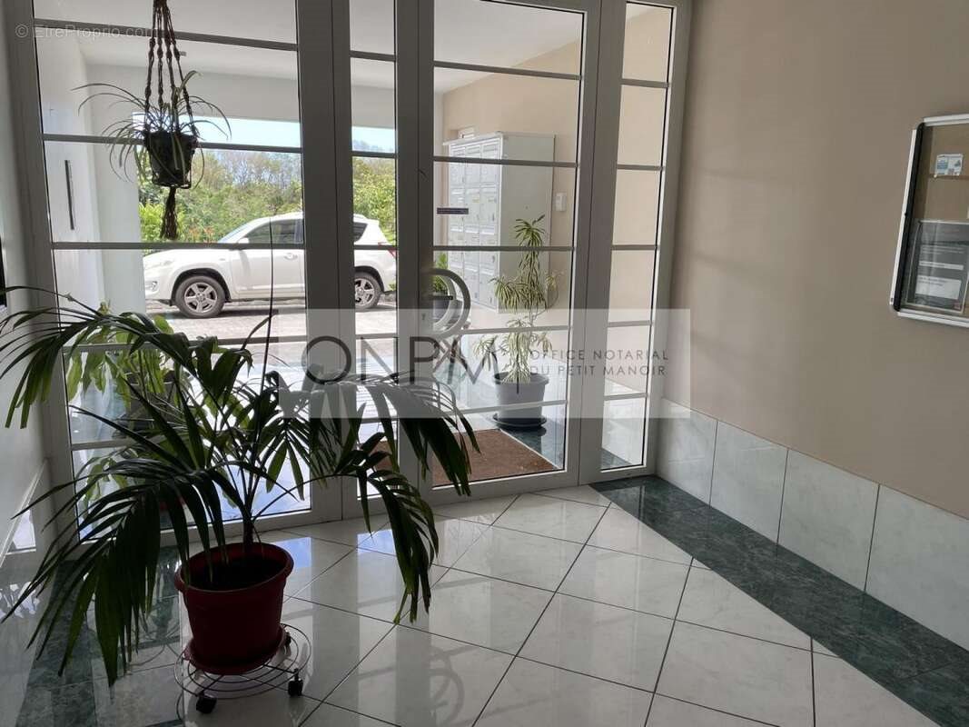 Appartement à vendre, 76m², Fort-de-France