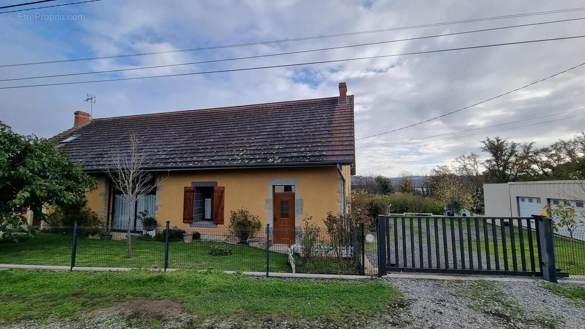 Maison à vendre, 235m², Abrest