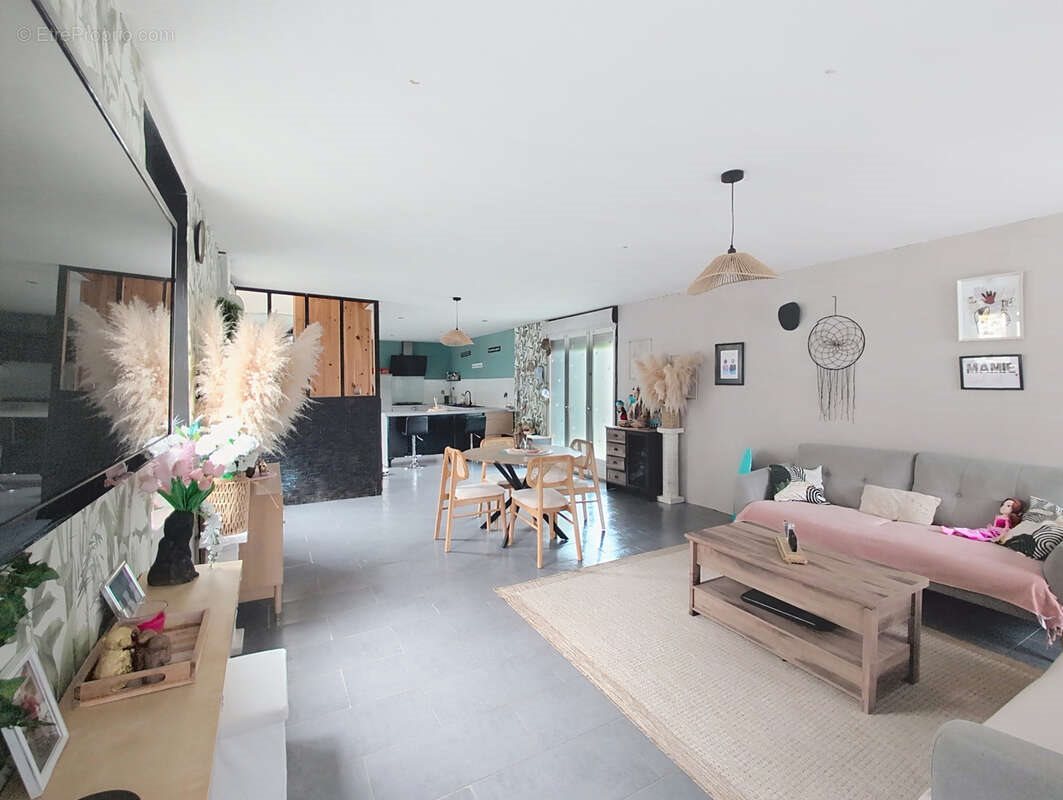 Maison à vendre, 130m², Maing