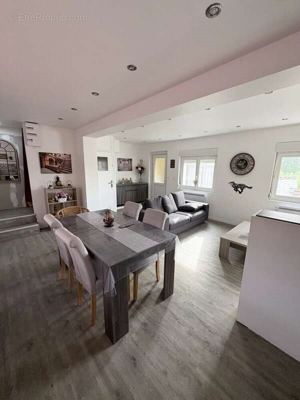 Maison à vendre, 71m², Iwuy