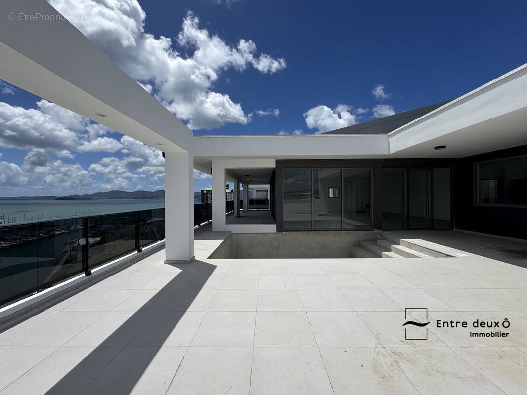Appartement à vendre, 237m², Fort-de-France