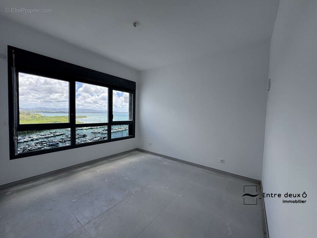 Appartement à vendre, 237m², Fort-de-France