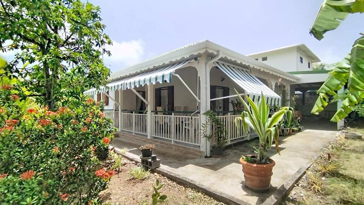 Maison à vendre, 110m², Le Moule