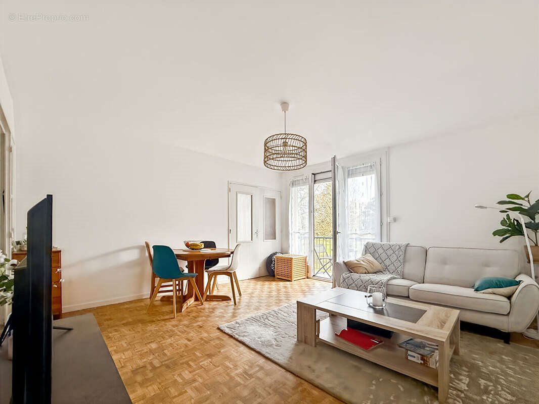 Appartement à vendre, 66m², Pessac