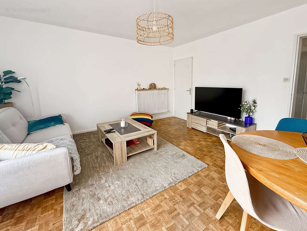 Appartement à vendre, 66m², Pessac