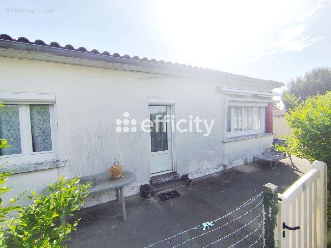 Maison à vendre, 80m², Saintes