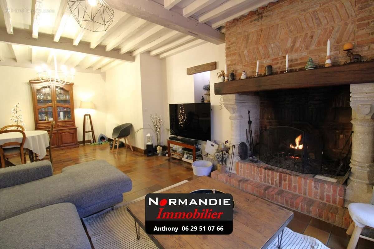 Maison à vendre, 235m², Lillebonne