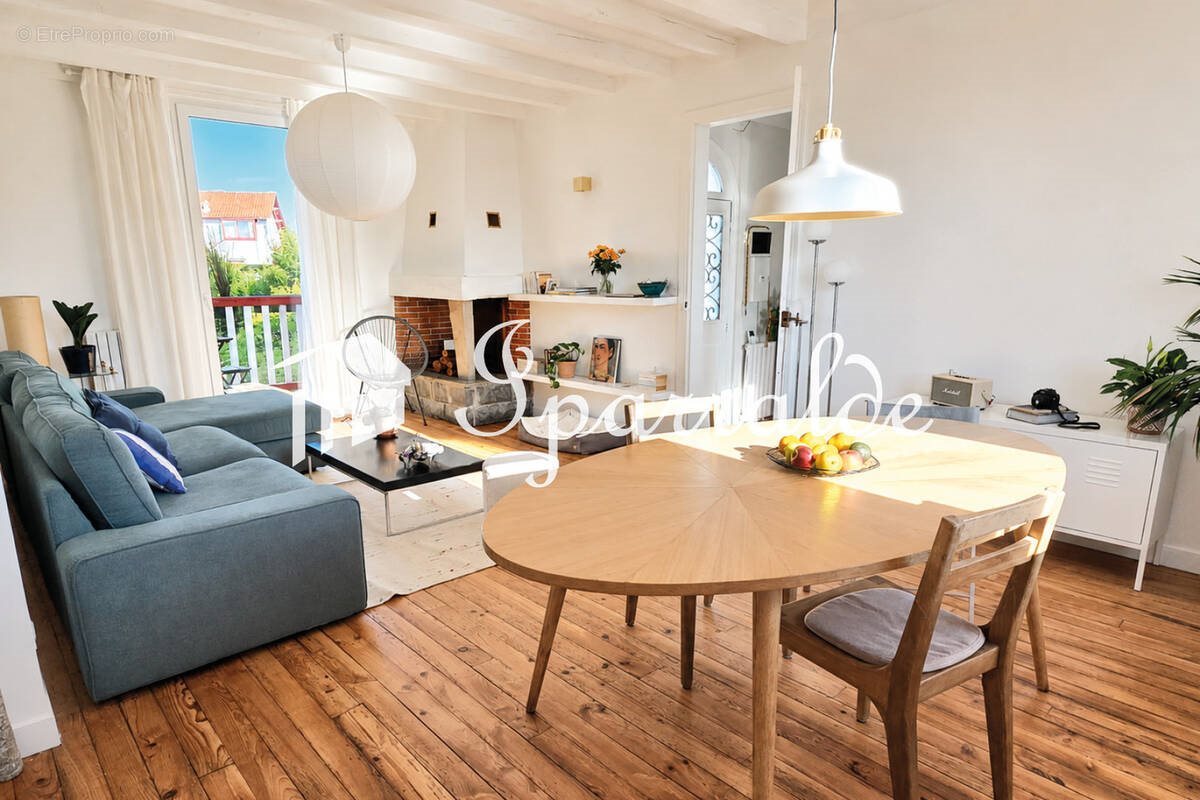 Appartement à vendre, 74m², Hendaye
