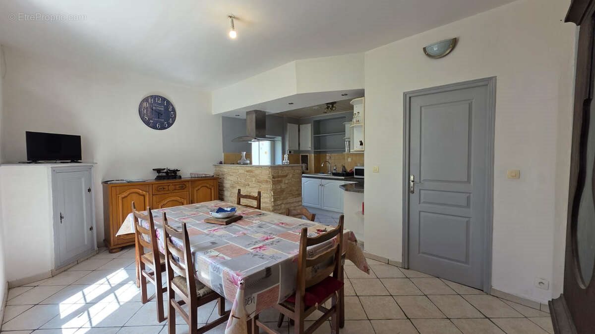 Maison à vendre, 120m², Lencloître