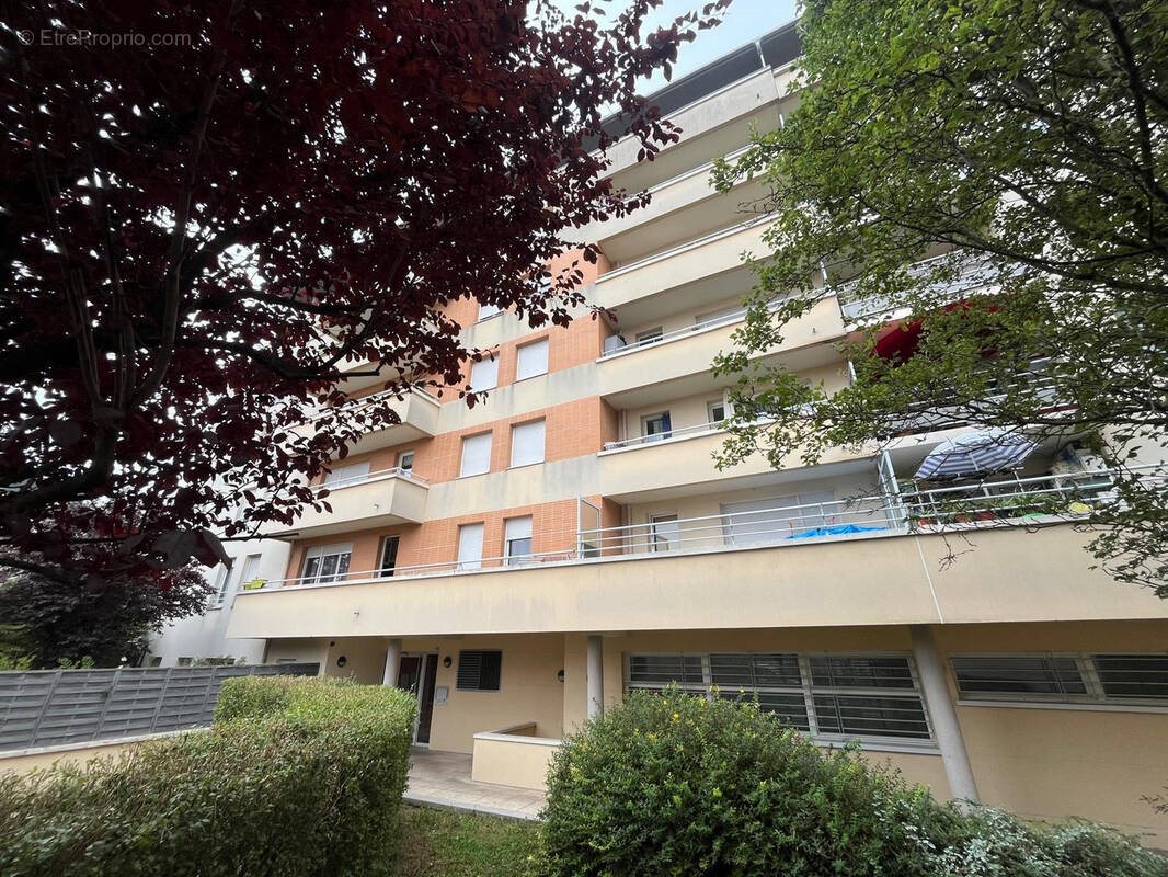Appartement à vendre, 61m², Bobigny
