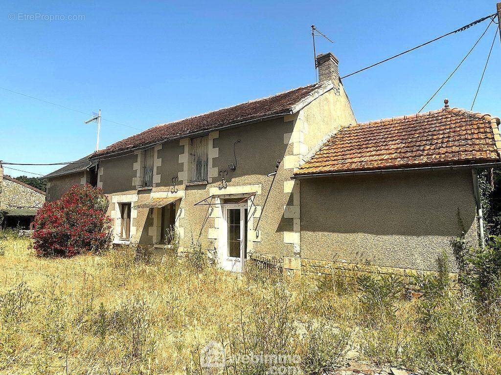 Maison à vendre, 90m², Nueil-sous-Faye