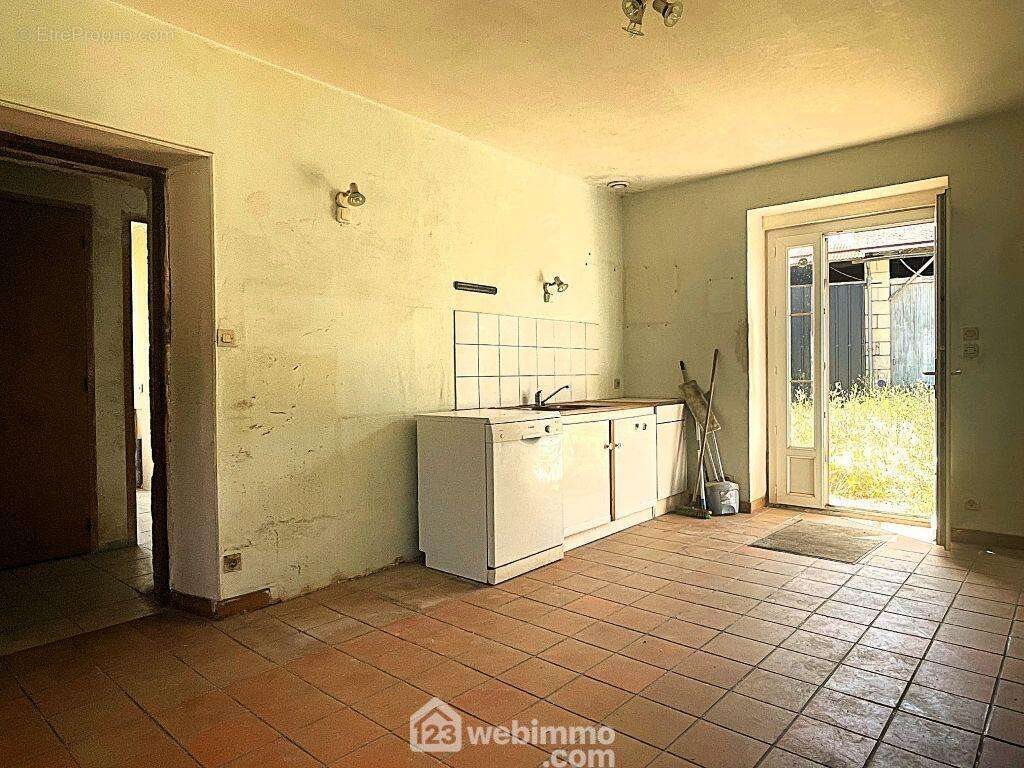 Maison à vendre, 90m², Nueil-sous-Faye