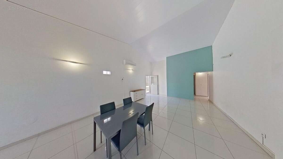 Maison à vendre, 94m², Fort-de-France