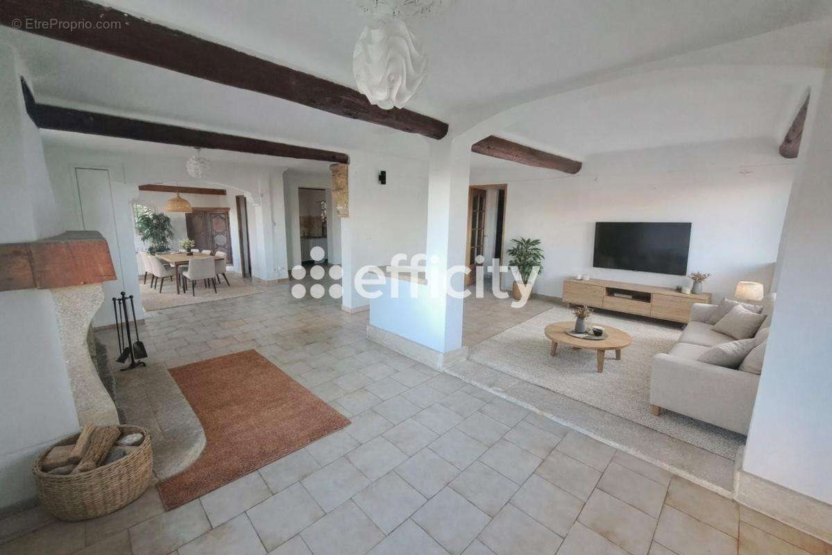 Maison à vendre, 170m², La Roque-d'Anthéron