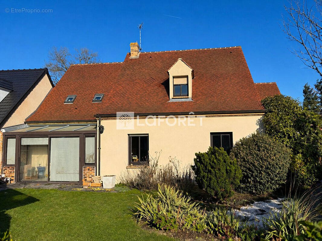 Maison à vendre, 168m², Lamorlaye