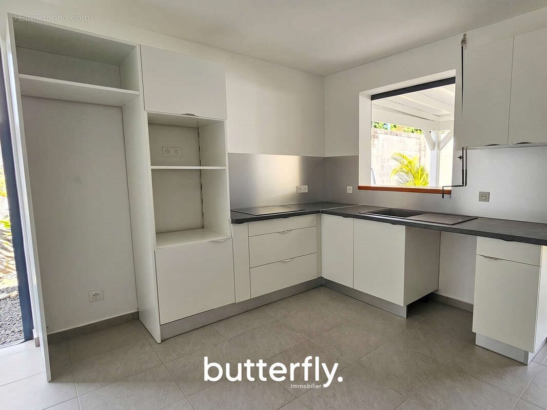 Maison à vendre, 54m², Le Moule