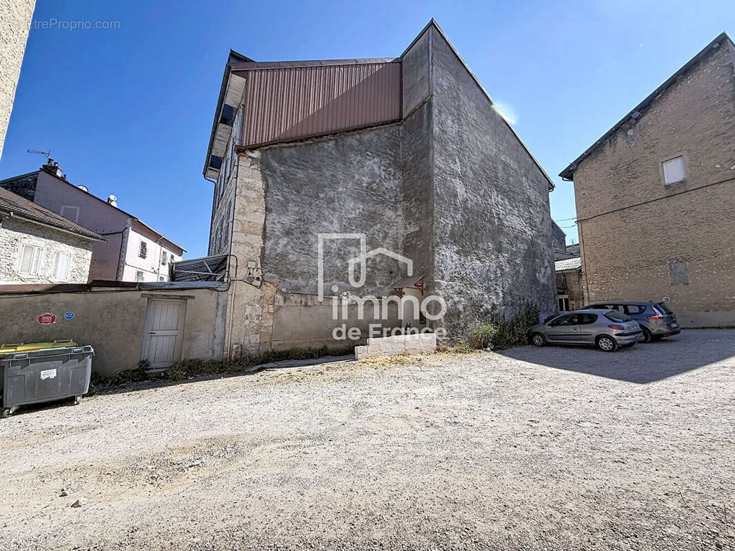 Appartement à vendre, 263m², Oyonnax