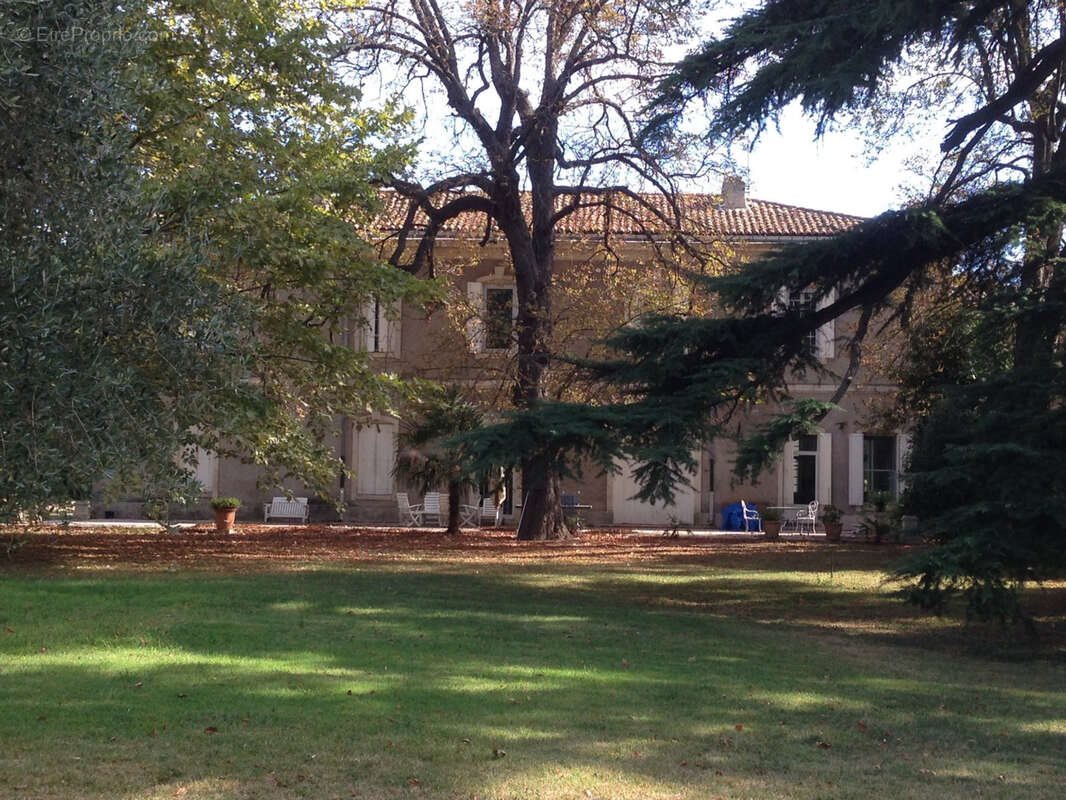 Maison à vendre, 413m², Caissargues