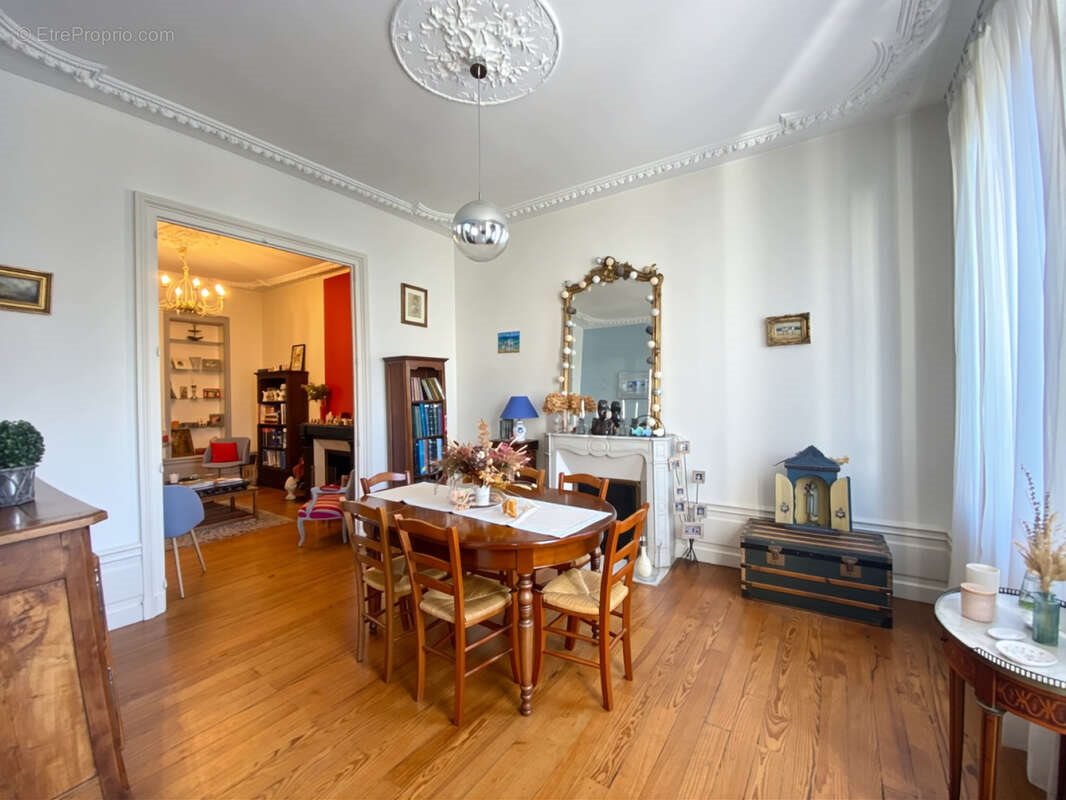Maison à vendre, 160m², Angoulême