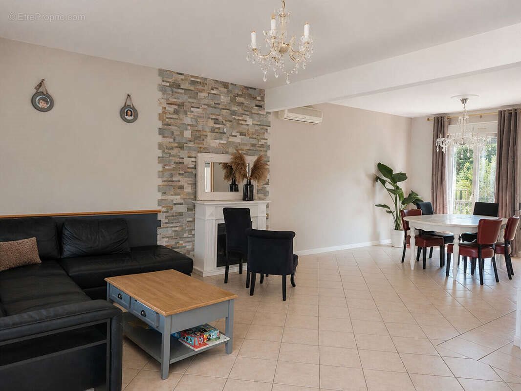 Maison à vendre, 105m², Bourges