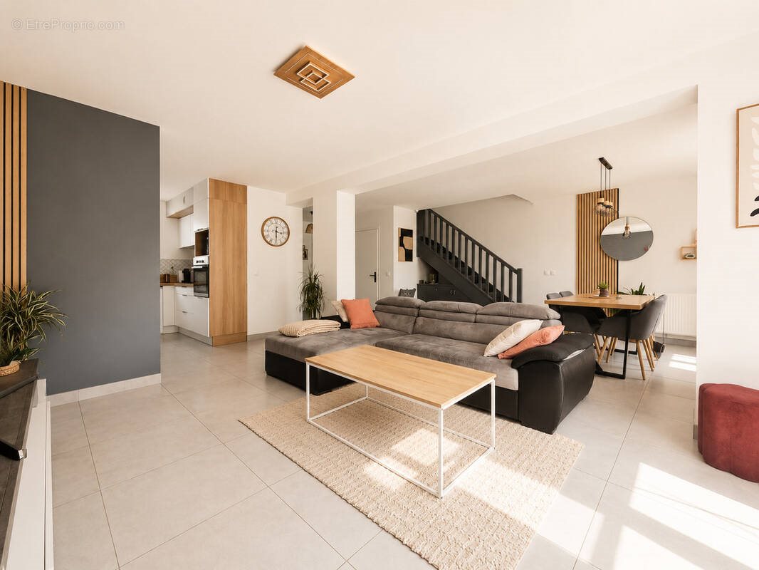 Maison à vendre, 128m², Gazeran