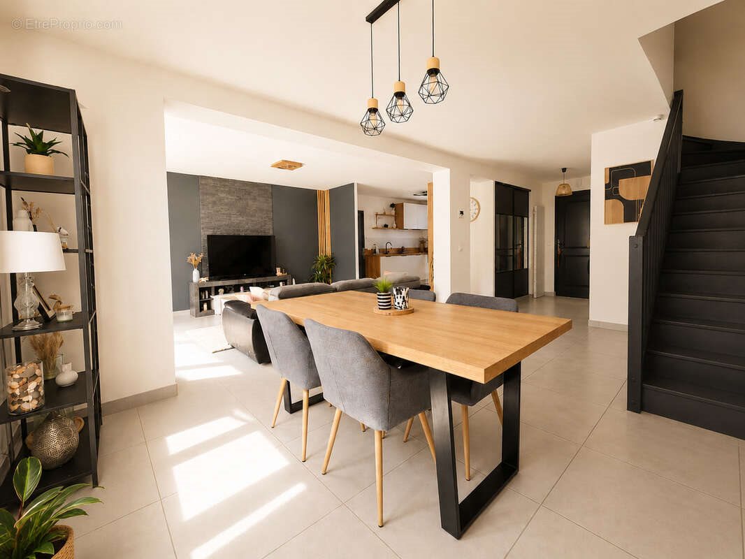 Maison à vendre, 128m², Gazeran