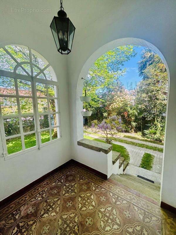 Maison à vendre, 181m², Pau