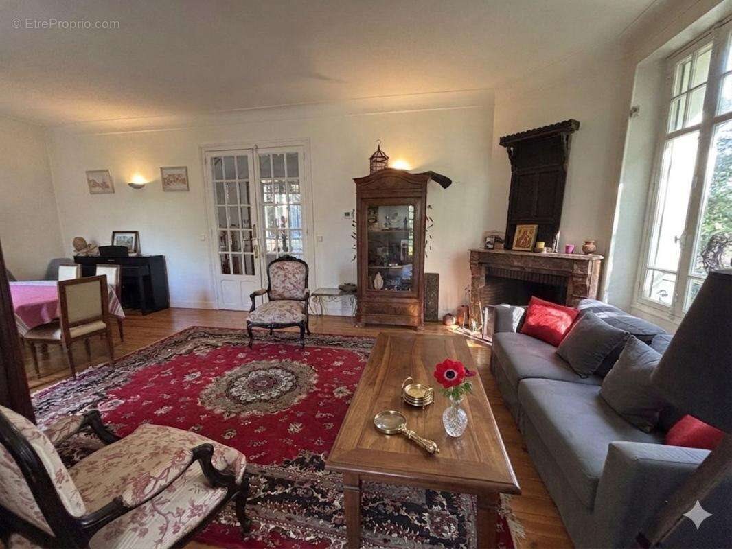 Maison à vendre, 181m², Pau