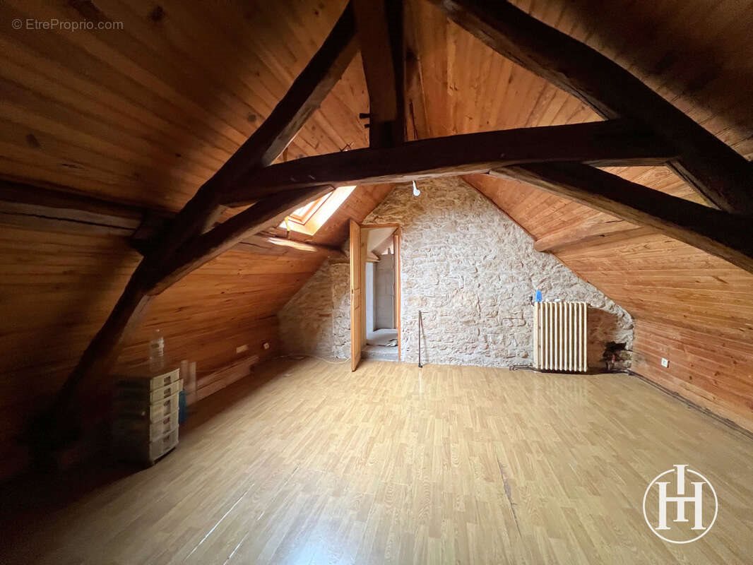 Maison à vendre, 63m², Lurcy-Lévis